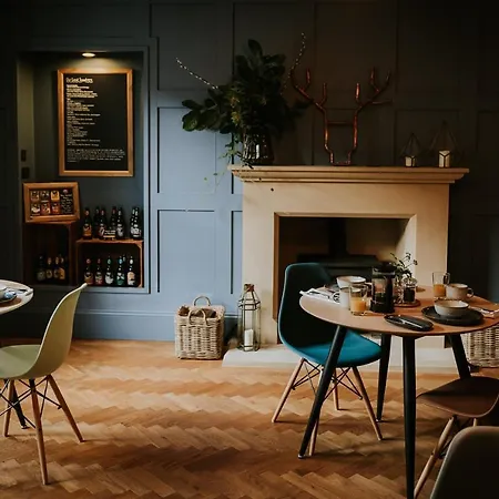 Dacre House, Bed and breakfast
