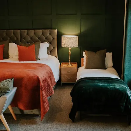 Dacre House, Bed and breakfast *