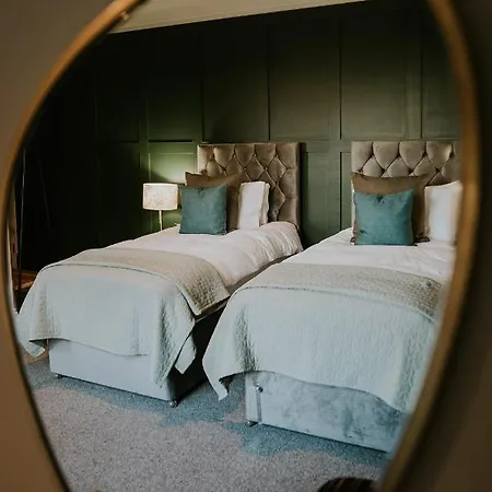 Bed and breakfast Dacre House, *